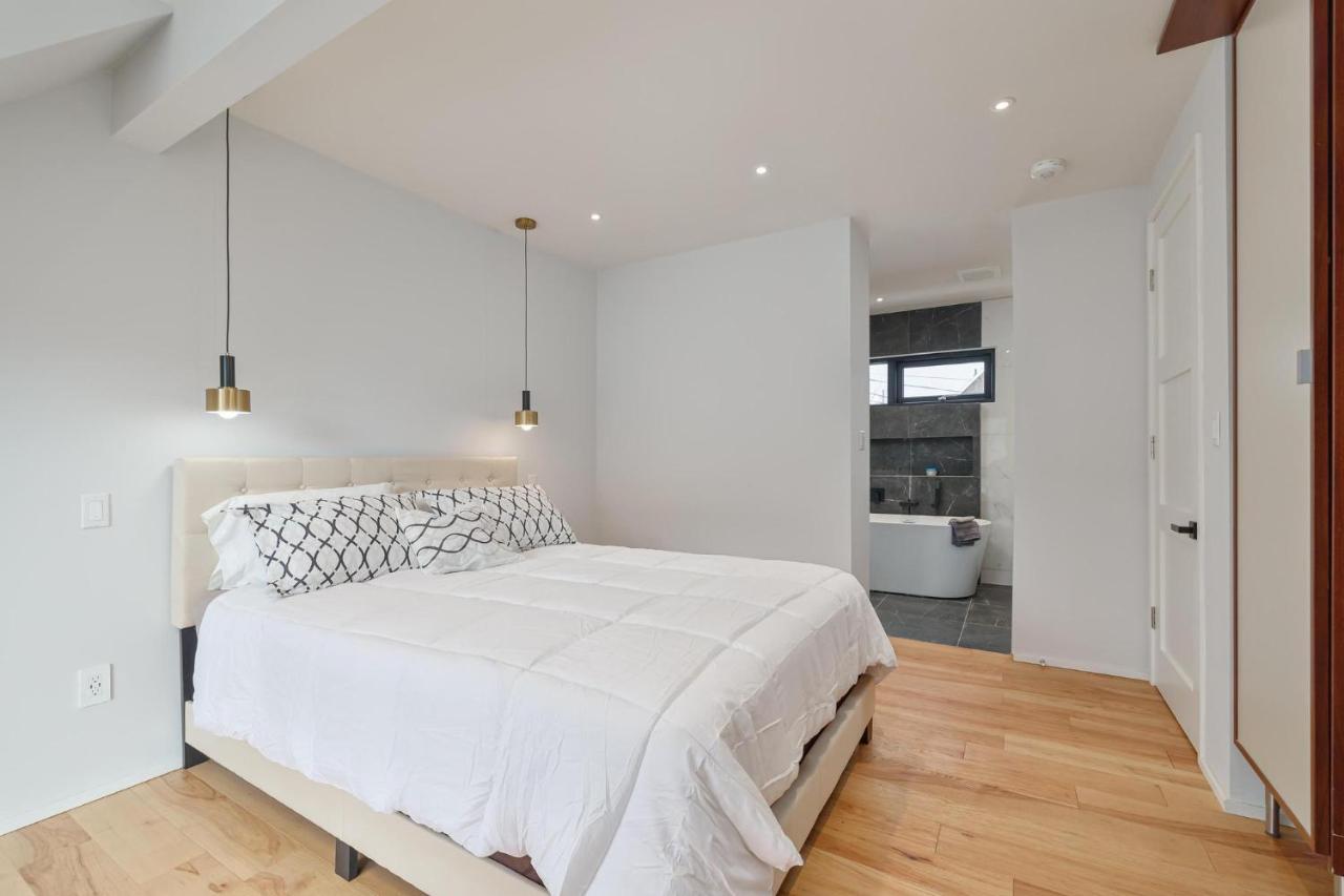 New Modern 1400 Sq Ft Coach House Near Everything Toronto Dış mekan fotoğraf