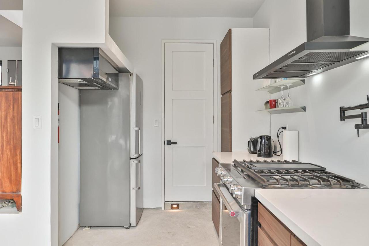 New Modern 1400 Sq Ft Coach House Near Everything Toronto Dış mekan fotoğraf