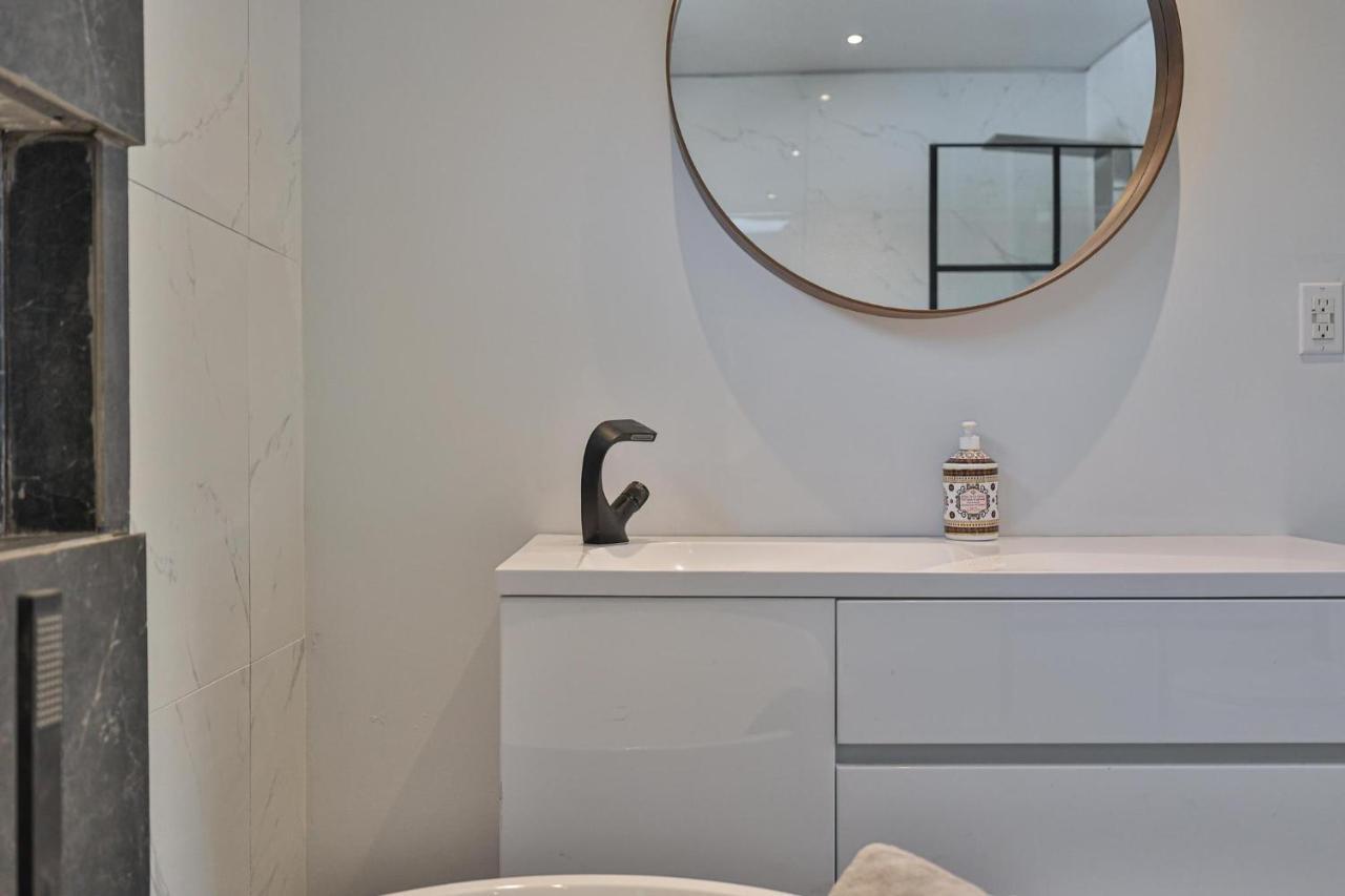 New Modern 1400 Sq Ft Coach House Near Everything Toronto Dış mekan fotoğraf
