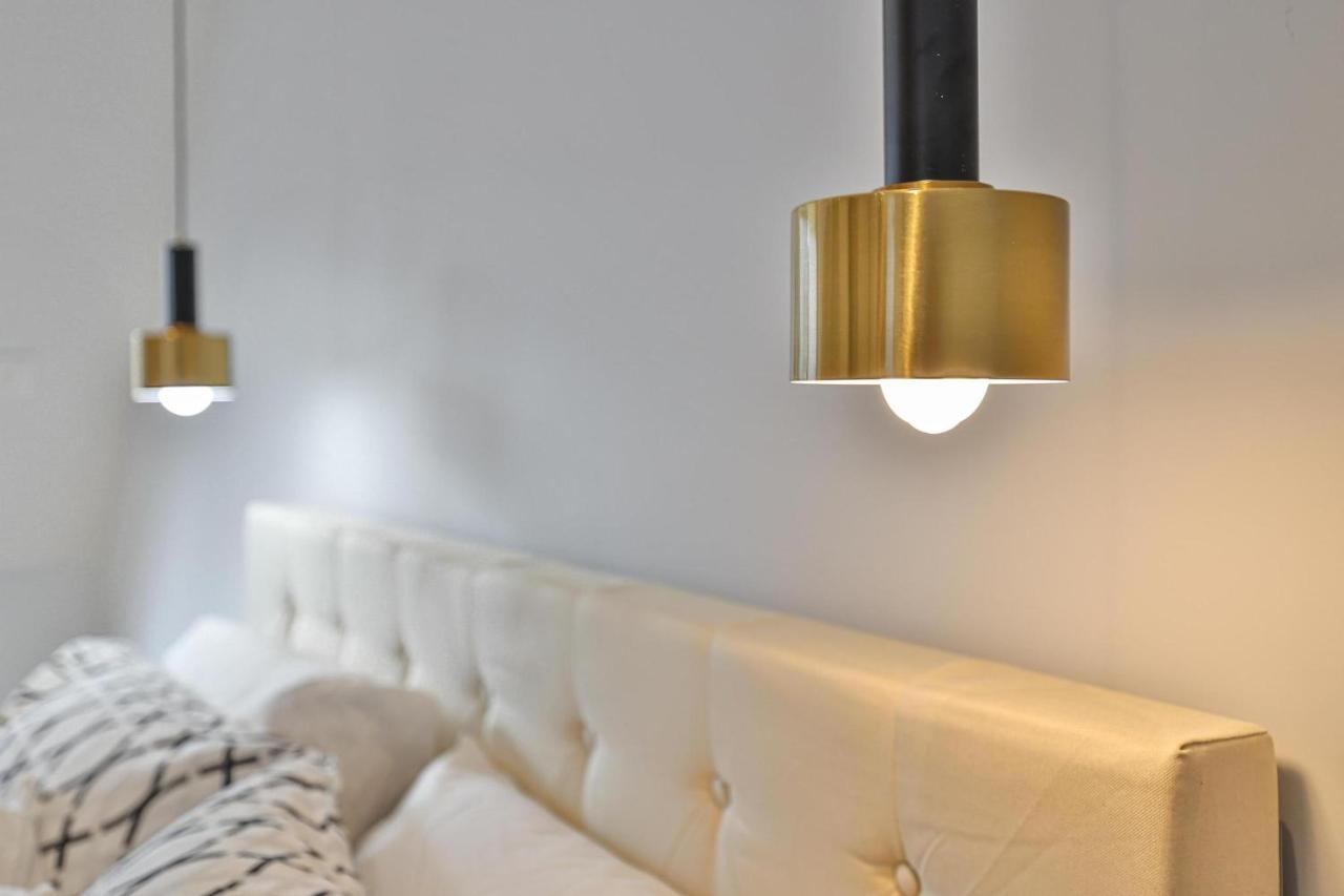 New Modern 1400 Sq Ft Coach House Near Everything Toronto Dış mekan fotoğraf