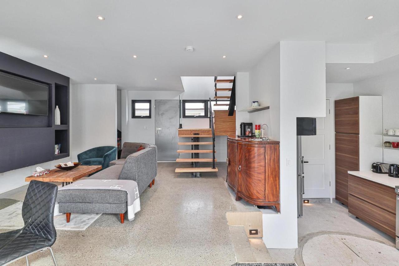 New Modern 1400 Sq Ft Coach House Near Everything Toronto Dış mekan fotoğraf